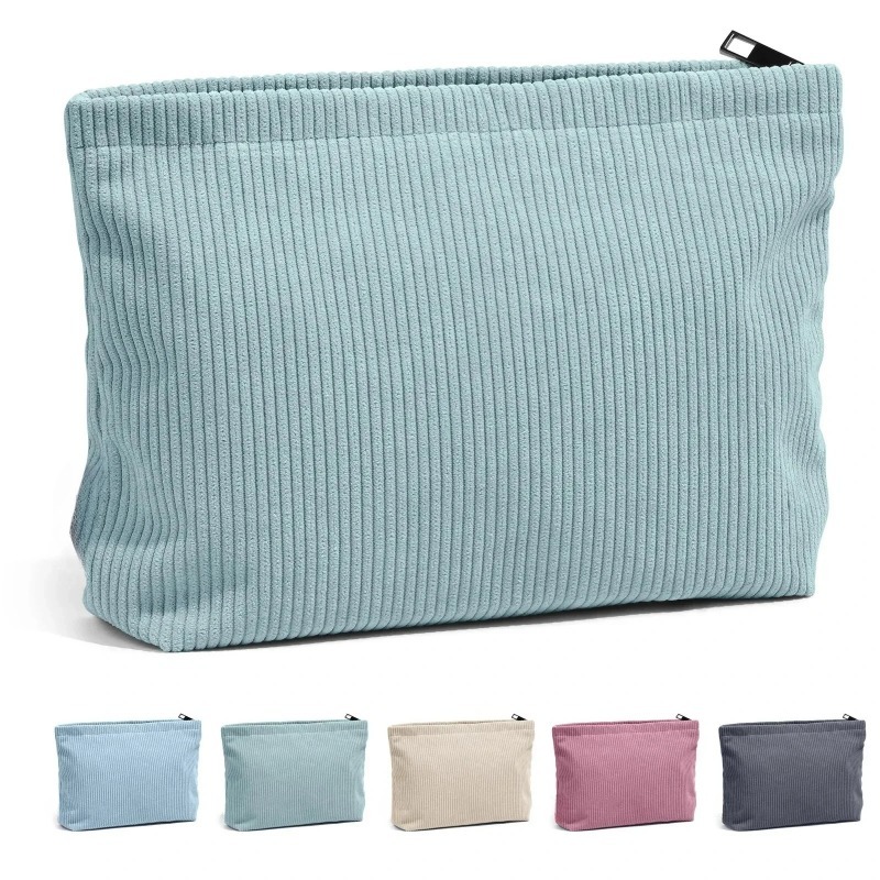 Tech Accessories Travel Bag - سروال قصير للسفر حقيبة مستحضرات التجميل