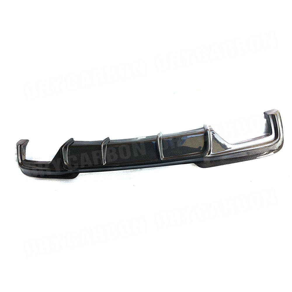 ناشر هواء خلفي من ألياف الكربو - مراجعة Tech Accessories For Car وسعره