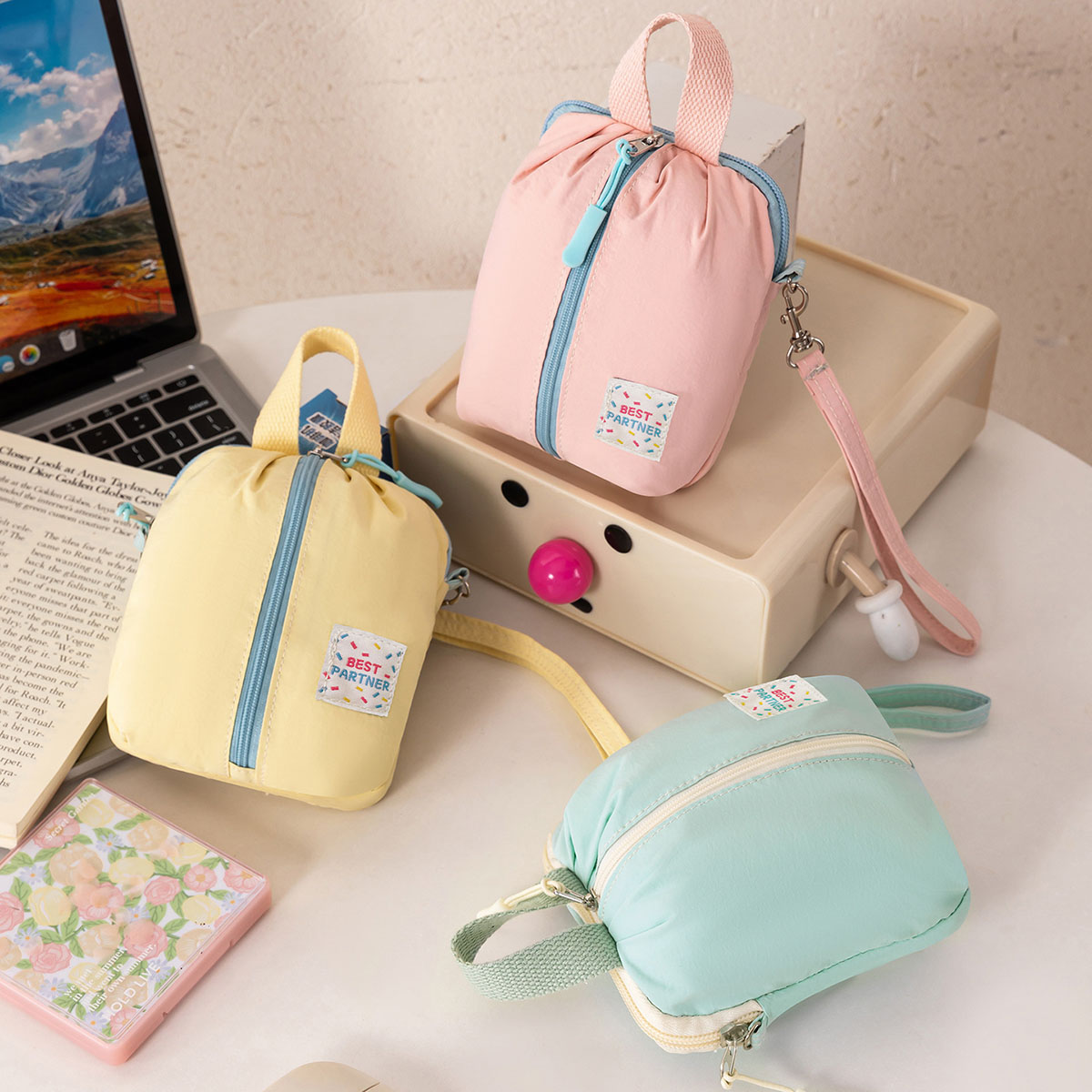 حقيبة تخزين صغيرة ومحمولة للمل - مراجعة Tech Accessories Travel Bag وسعره